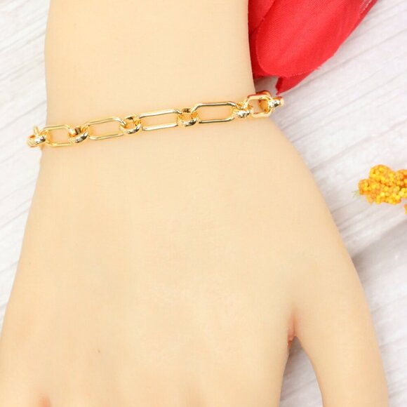 "Trendy Handmade Bracelet – A Thoughtful Gift for Girls & Women | UNVRC1545 - Picture 5 of 10